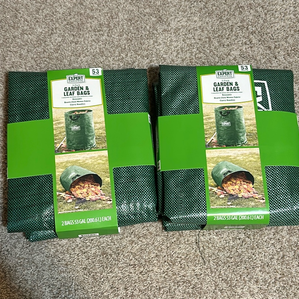 Bundle of 4 Reuseable Garden & Leaf Bags Great for Moving and storage too!